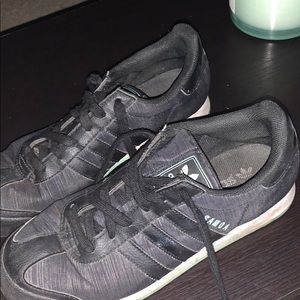 Adidas Samoa shoes